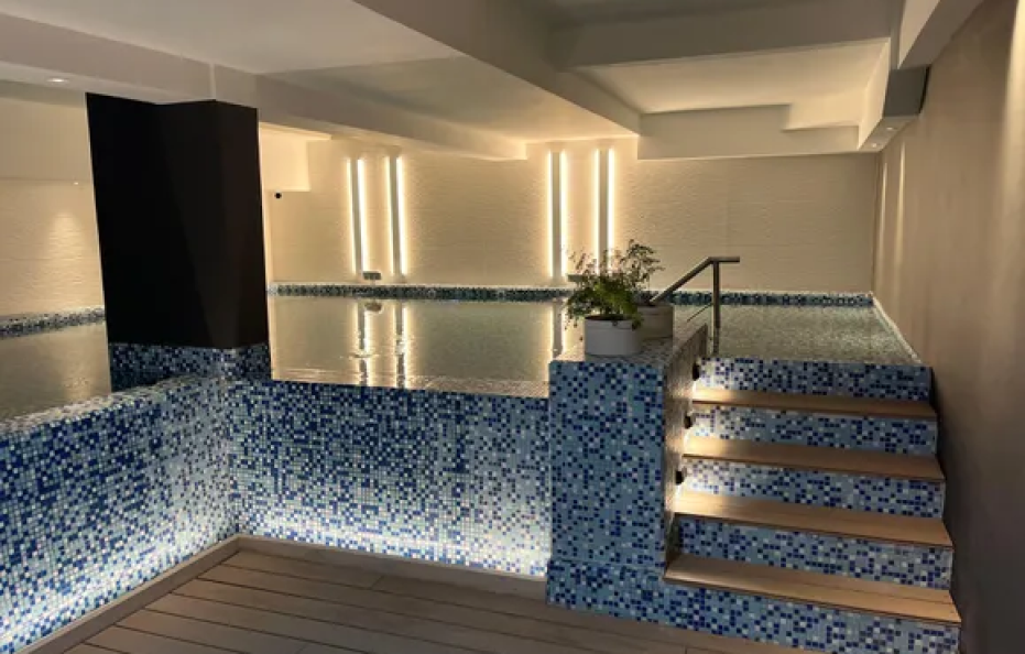 Kenton Palace Bariloche (desayuno incluído)