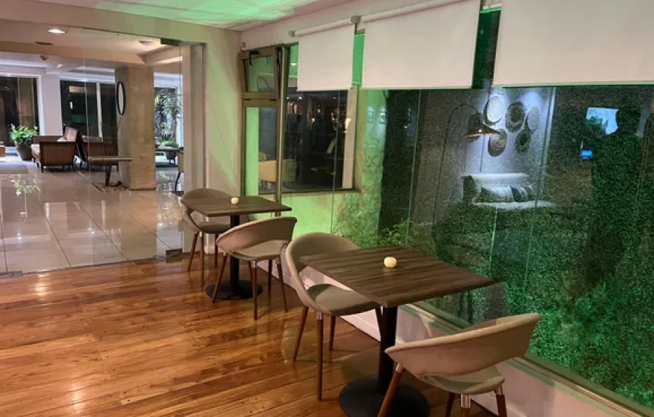 Kenton Palace Bariloche (desayuno incluído)