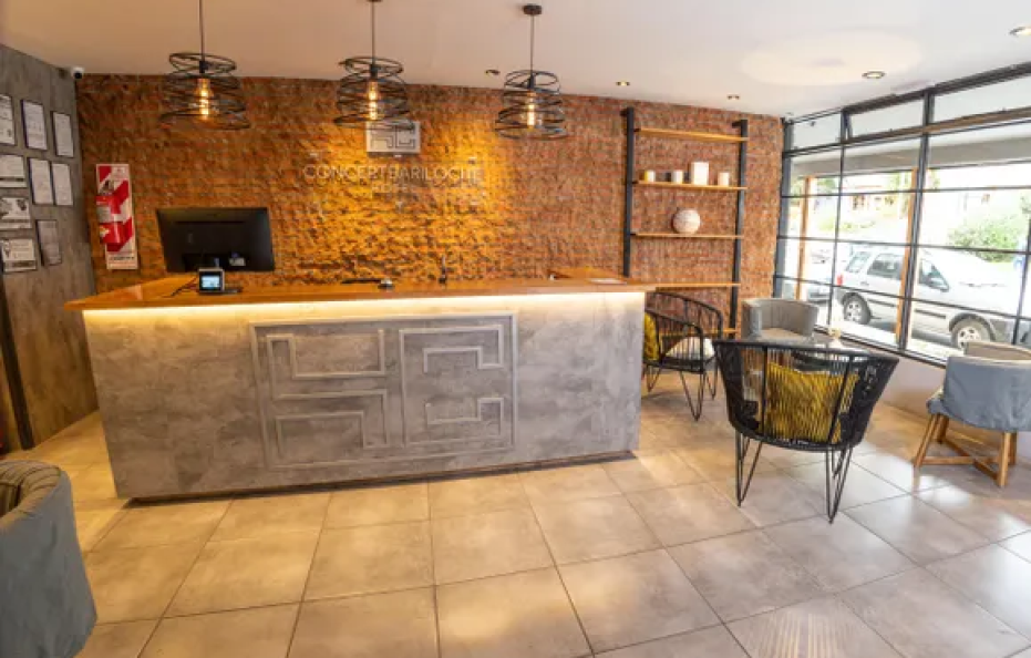 Hotel Concept Bariloche (desayuno incluìdo)