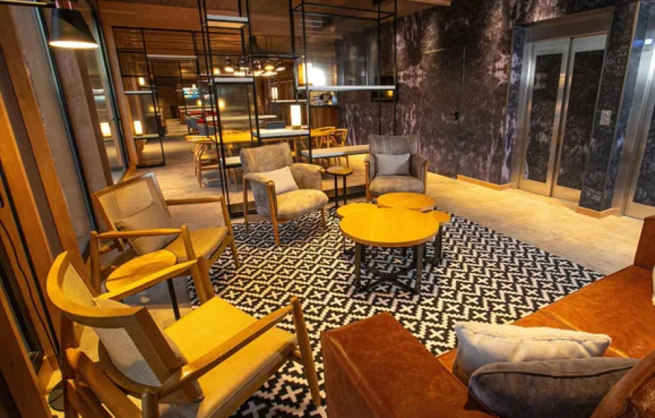 Hampton by Hilton Bariloche (desayuno incluído)