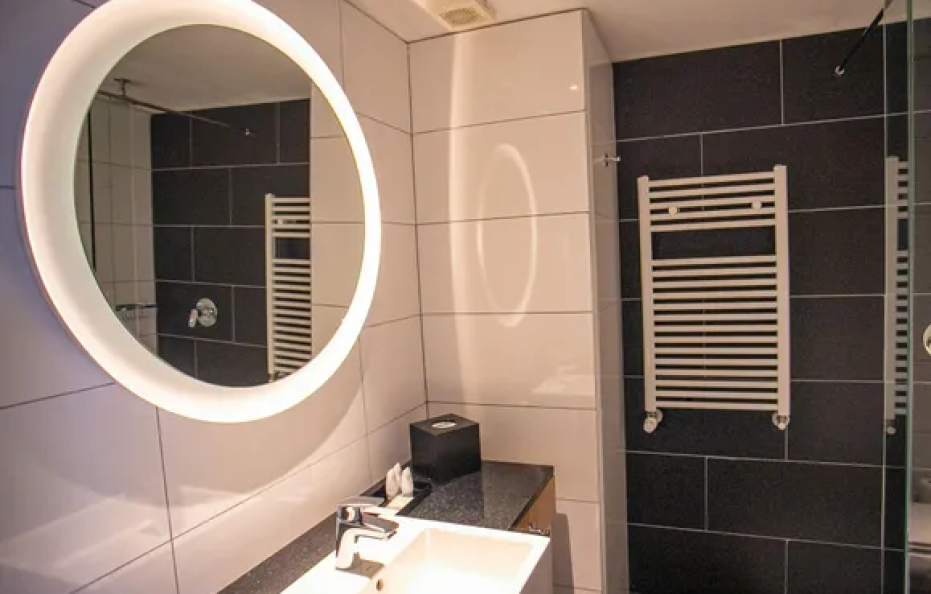 Hampton by Hilton Bariloche (desayuno incluído)